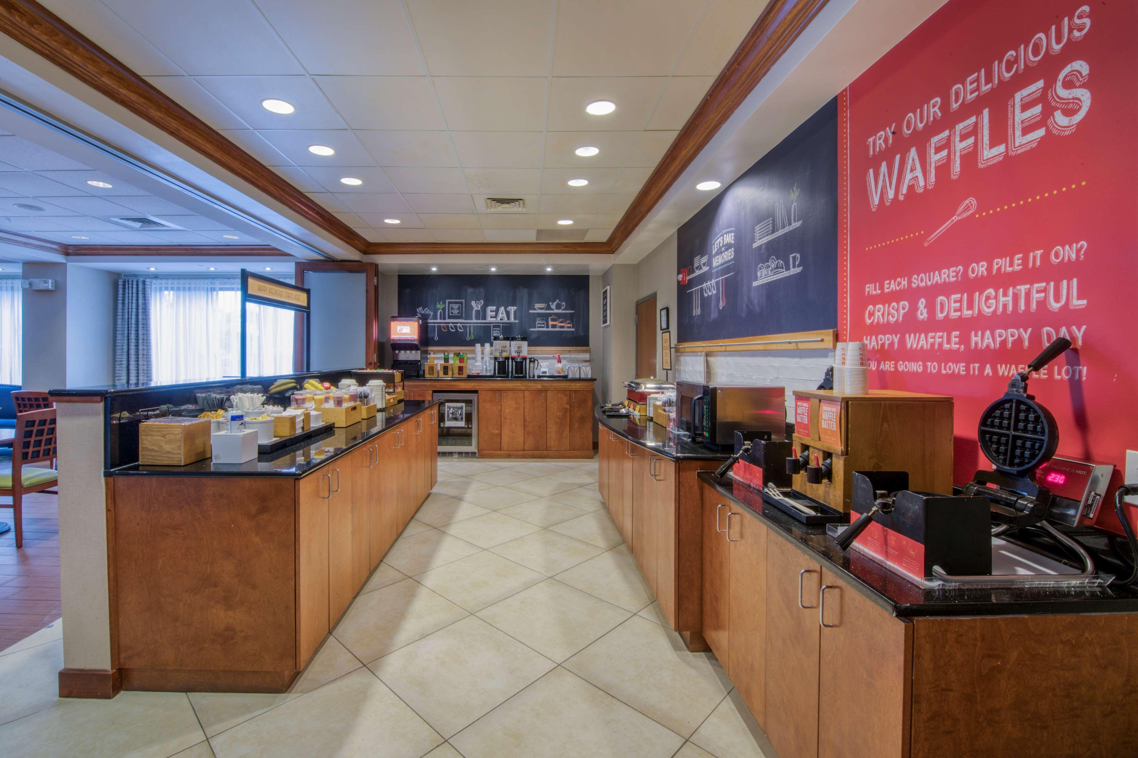 Hampton Inn Wilmington University Area Esterno foto